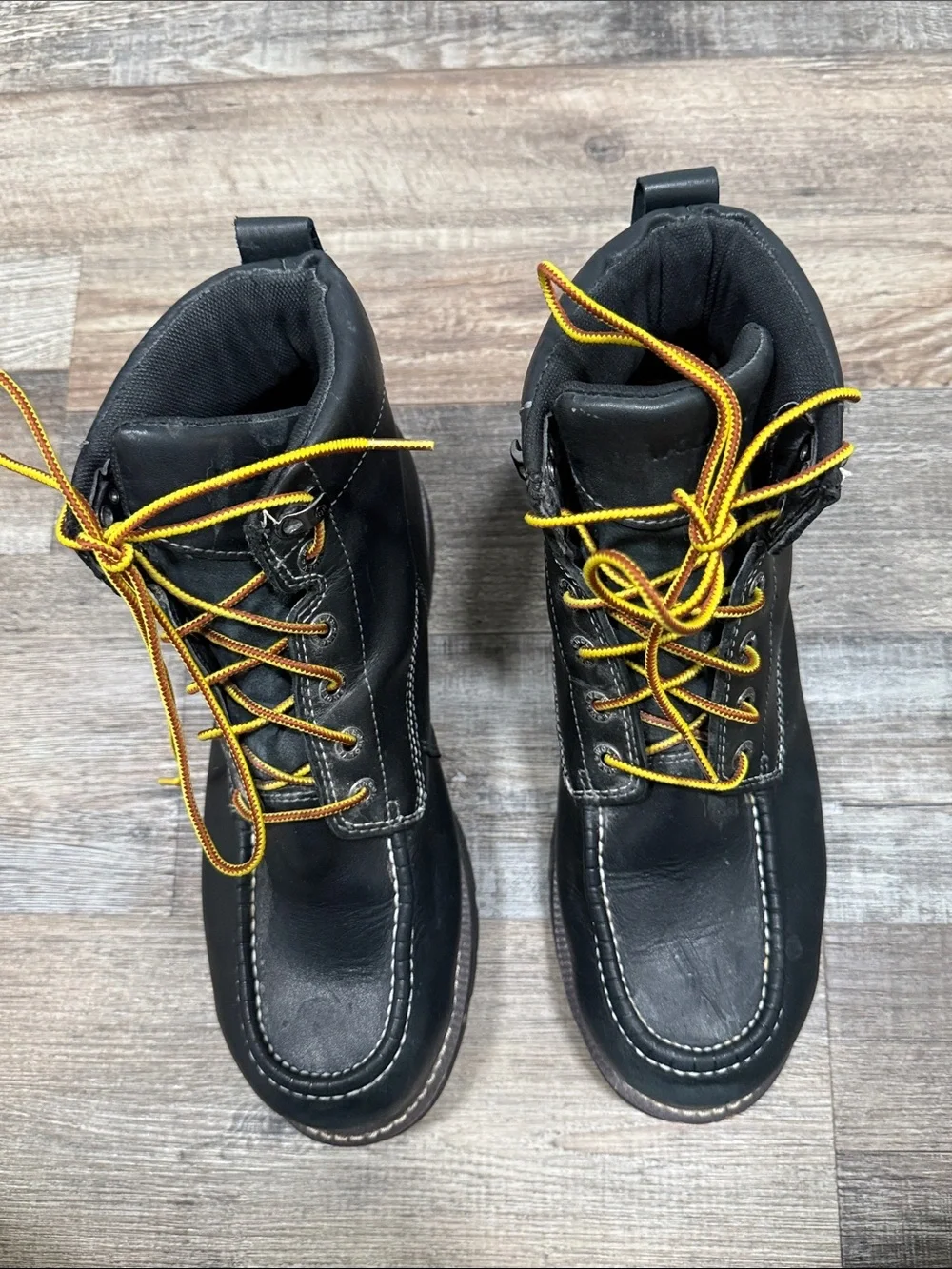 Wolverine I-90 DuraShocks Moc-Toe 6